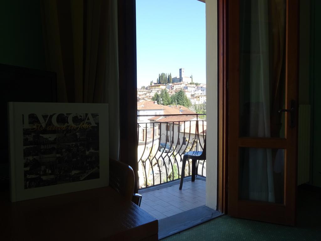 Hotel La Pergola Barga Exterior foto