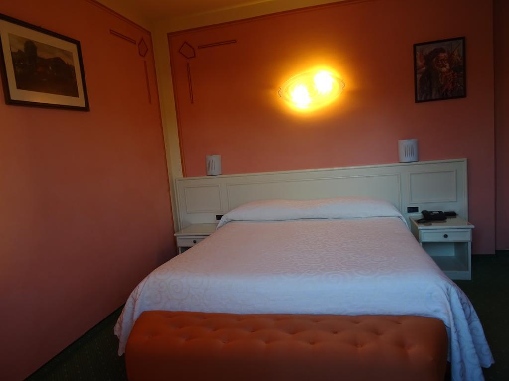 Hotel La Pergola Barga Exterior foto