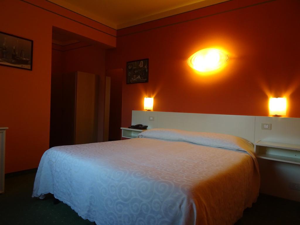 Hotel La Pergola Barga Exterior foto