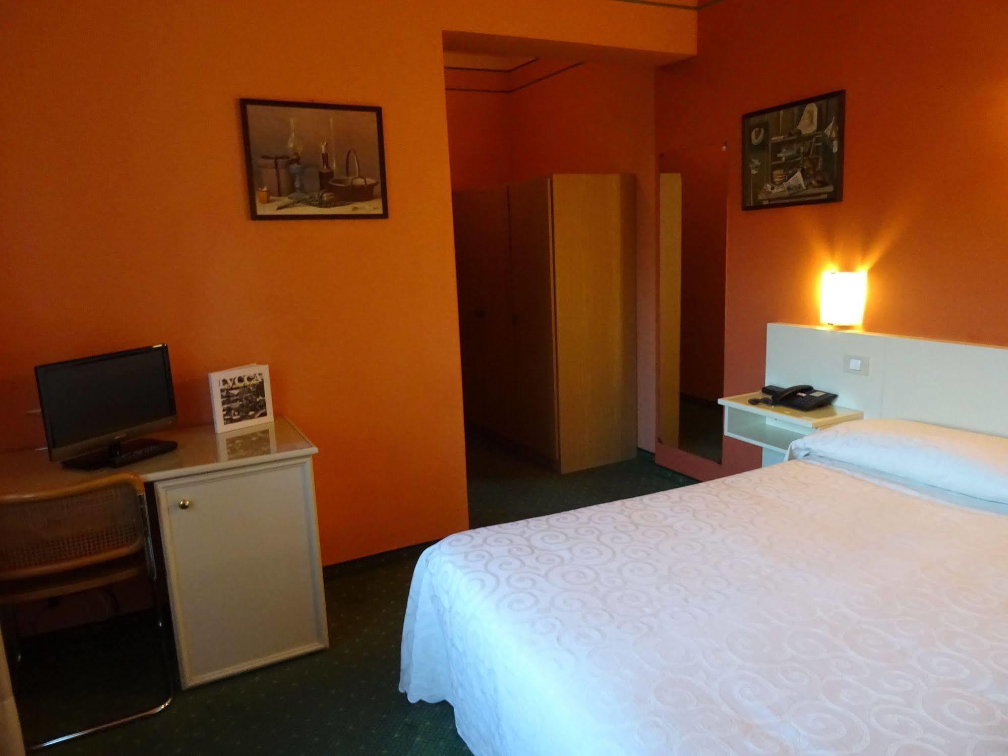 Hotel La Pergola Barga Exterior foto